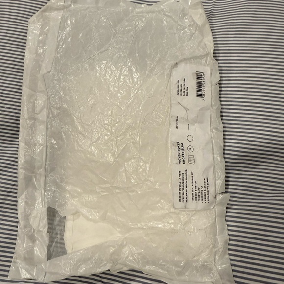 CDLP Woven Boxer Shorts Slim
White 
$85
Made of a soft TenceL Sz S - Picture 15 of 16